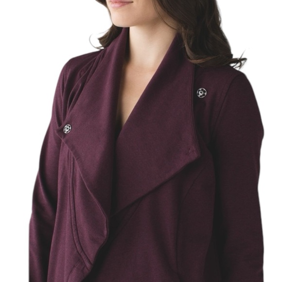 Lululemon Thats A Wrap Women’s Maroon Jacket Size 10 - Picture 2 of 7